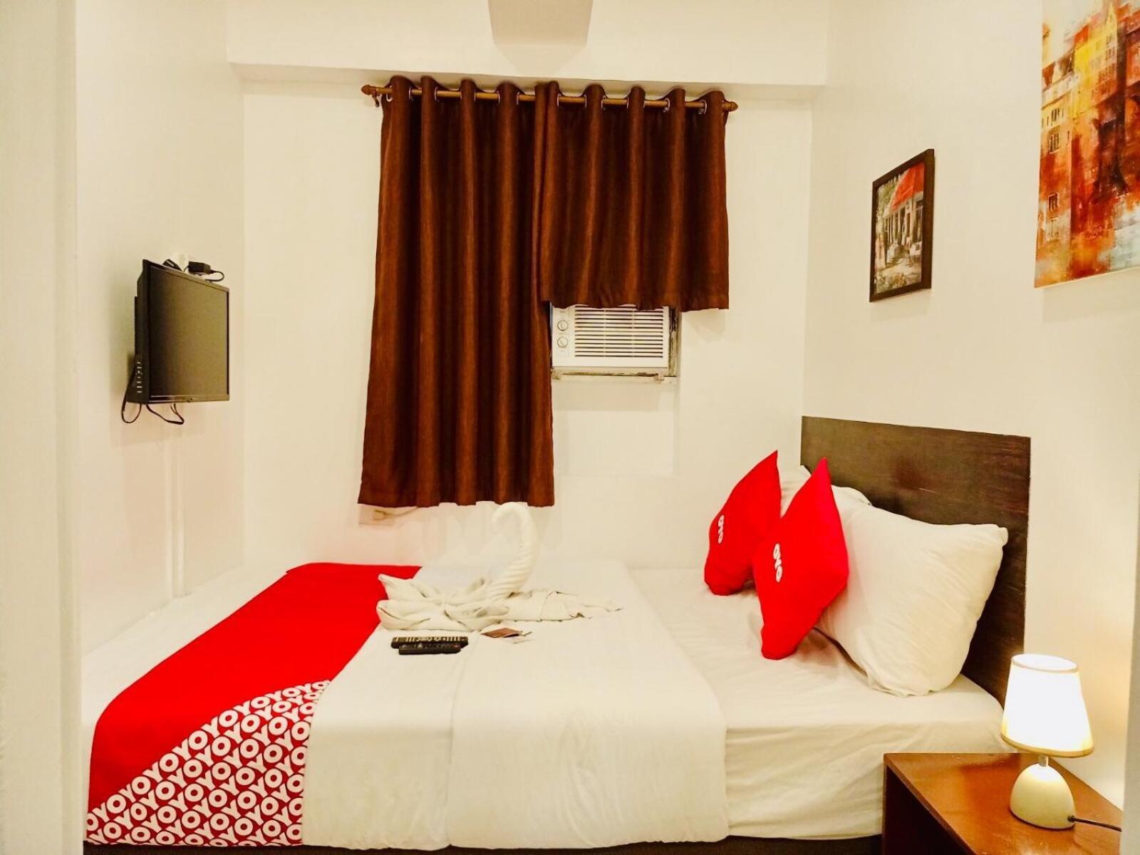 Oyo 888 City Stay Inns Fortview Bgc Pasig City Exterior foto